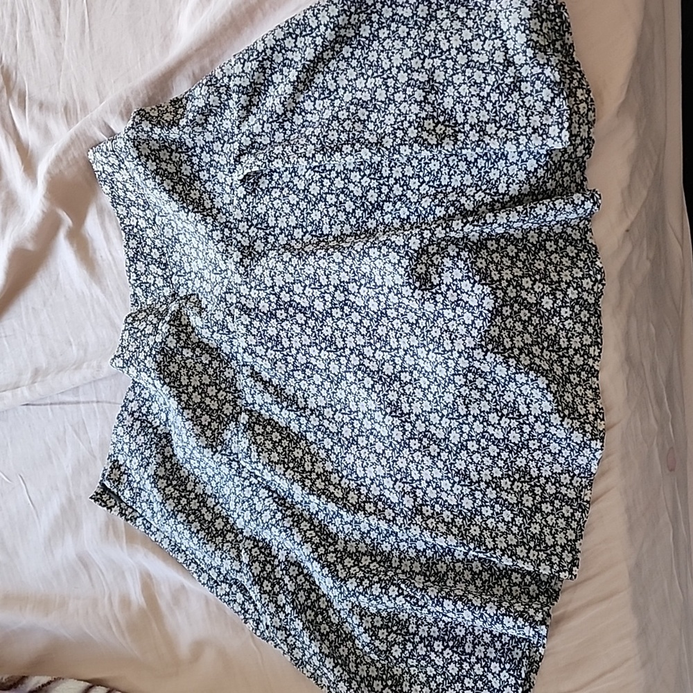 Floral skort